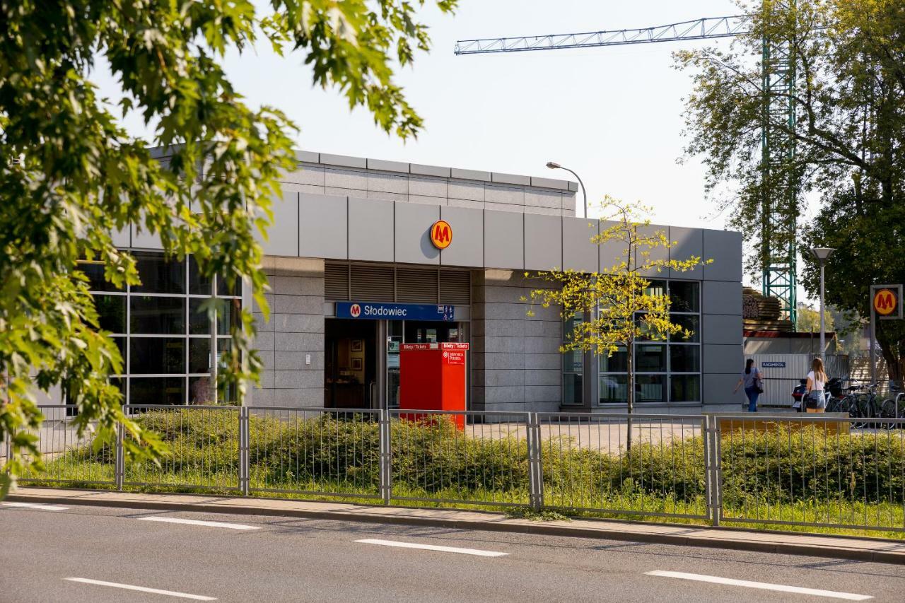 Klimatyczne Studio Metro Slodowiec Varsavia Esterno foto